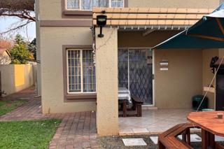 2 Bedroom Property for Sale in Annlin Gauteng