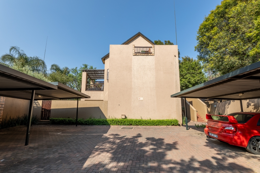 1 Bedroom Property for Sale in Sunninghill Gauteng