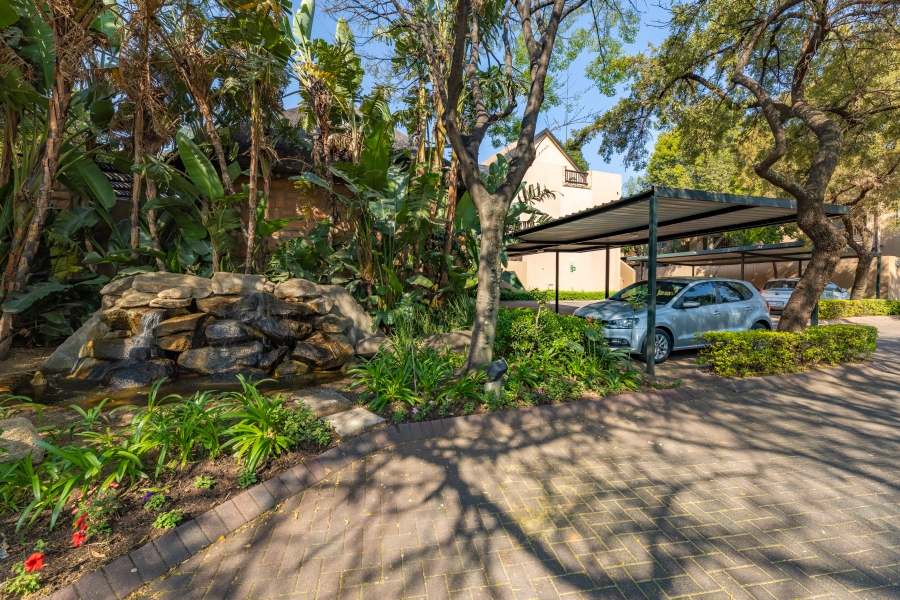 1 Bedroom Property for Sale in Sunninghill Gauteng