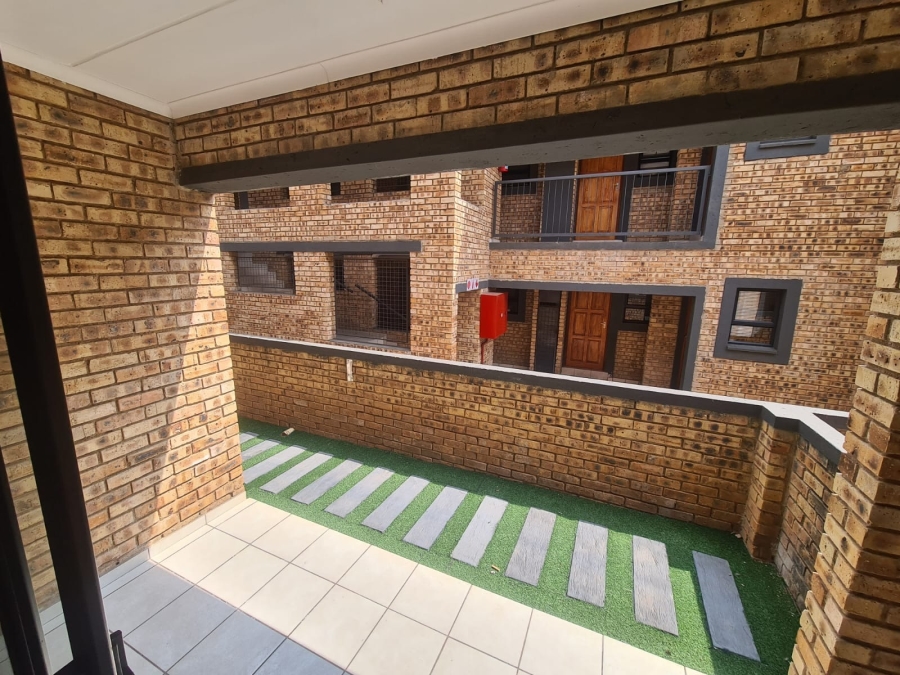 2 Bedroom Property for Sale in Rynfield Gauteng