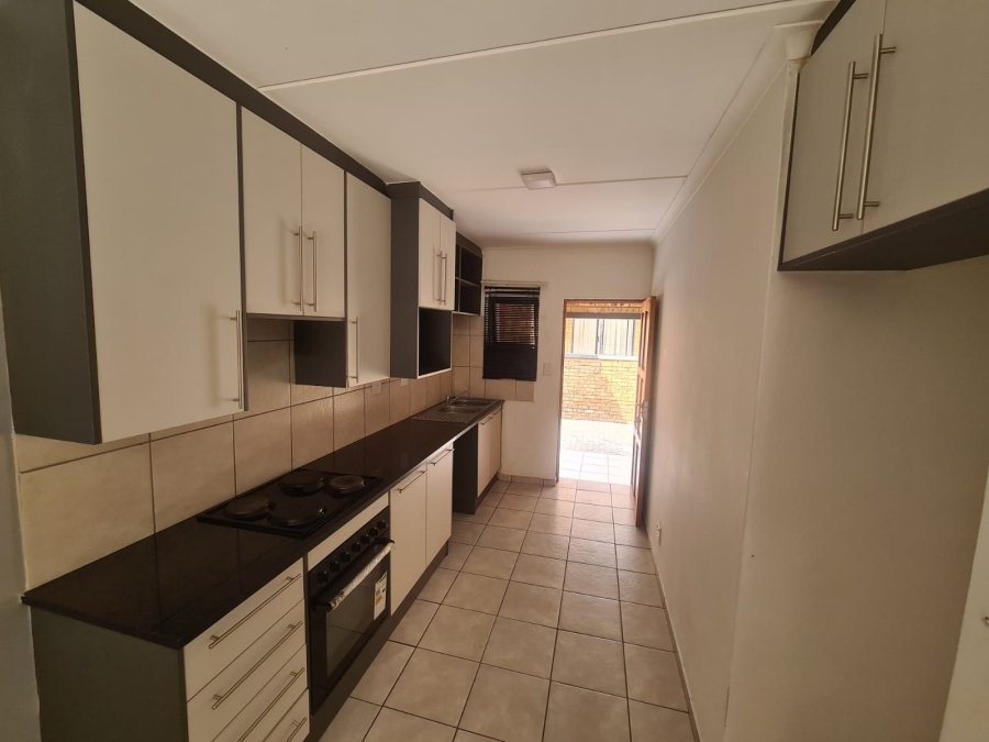 2 Bedroom Property for Sale in Rynfield Gauteng