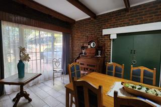 4 Bedroom Property for Sale in Karenpark Gauteng