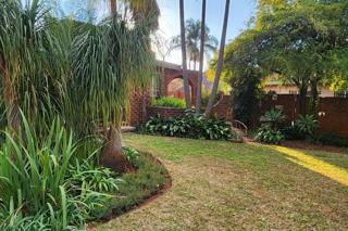 4 Bedroom Property for Sale in Karenpark Gauteng