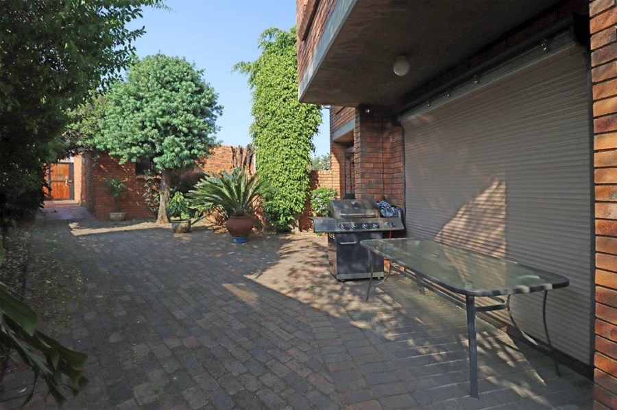 3 Bedroom Property for Sale in Dunvegan Gauteng