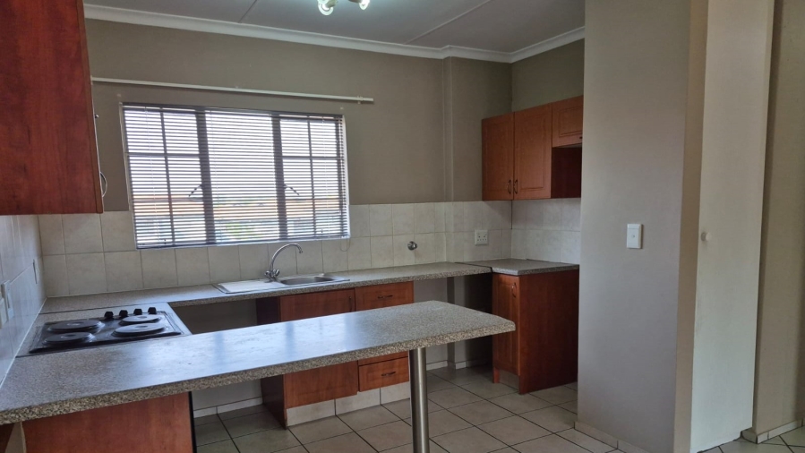 2 Bedroom Property for Sale in Fairlead Gauteng