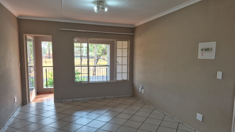 2 Bedroom Property for Sale in Fairlead Gauteng