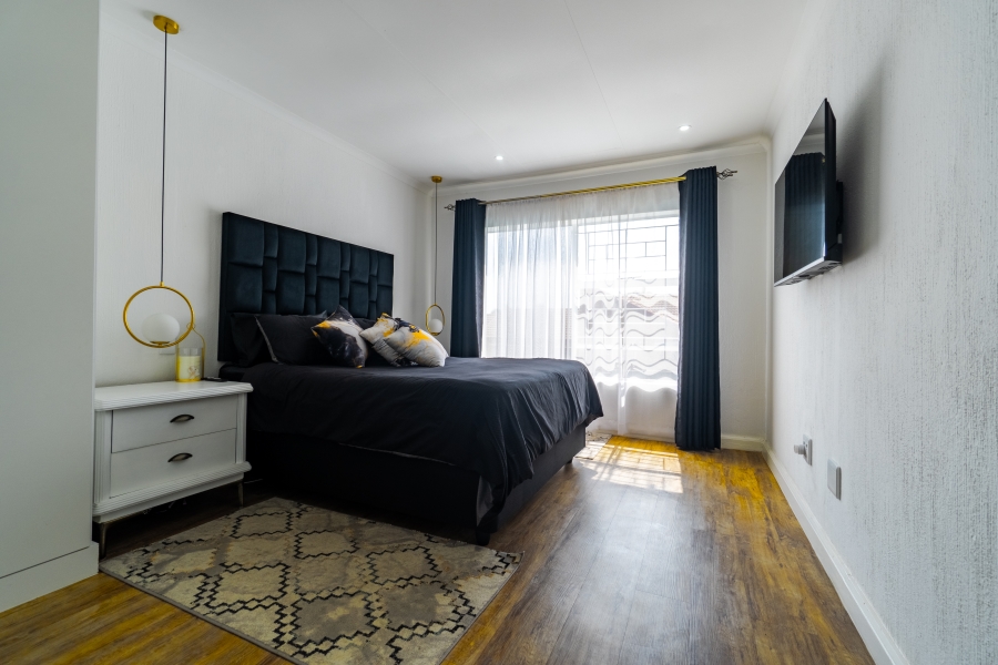 1 Bedroom Property for Sale in Honeydew Ridge Gauteng