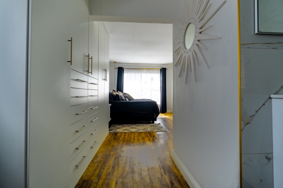 1 Bedroom Property for Sale in Honeydew Ridge Gauteng