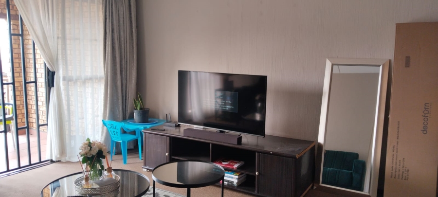 2 Bedroom Property for Sale in Ruimsig Gauteng