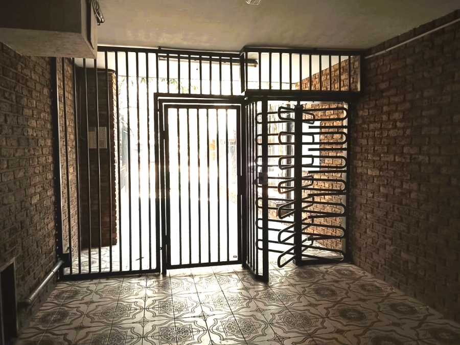 2 Bedroom Property for Sale in Sunnyside Gauteng
