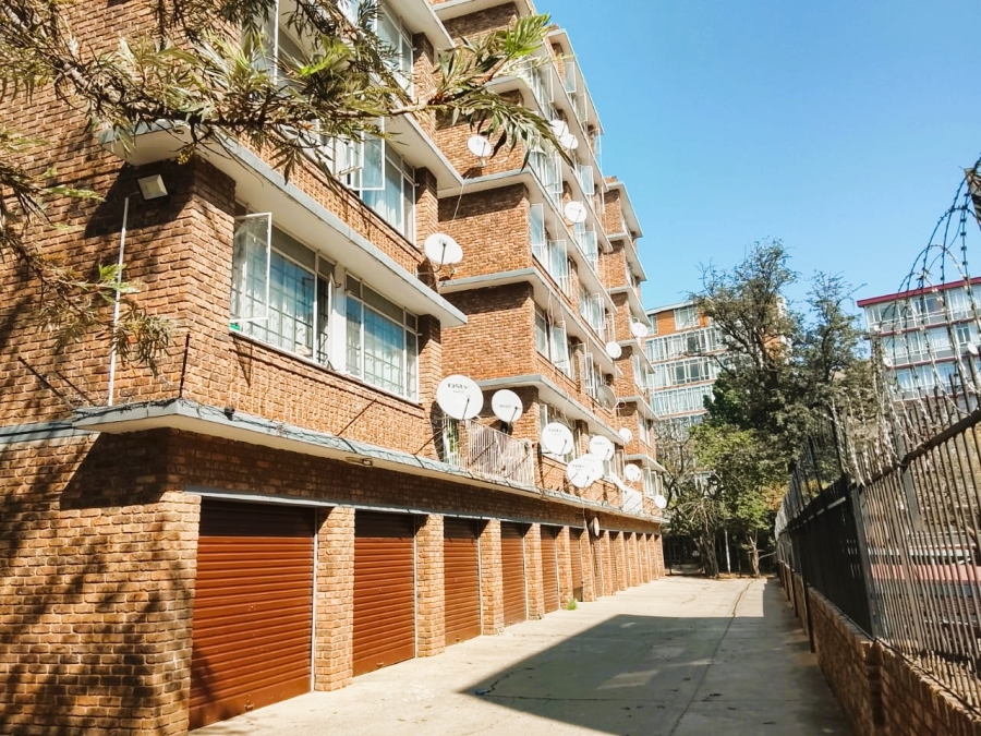2 Bedroom Property for Sale in Sunnyside Gauteng