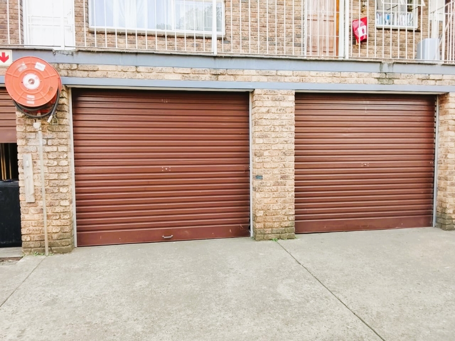 2 Bedroom Property for Sale in Sunnyside Gauteng