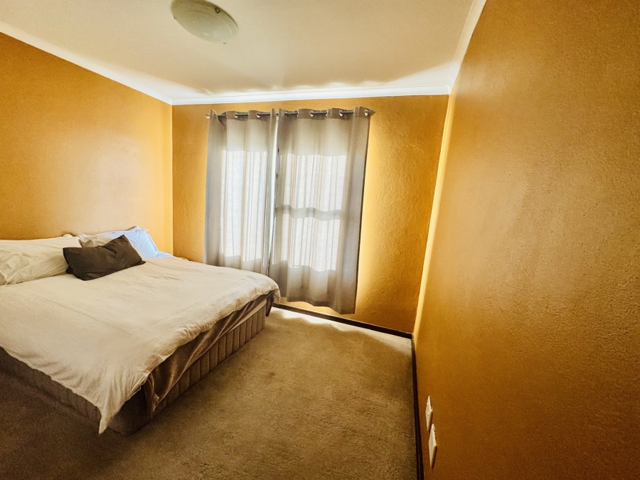 2 Bedroom Property for Sale in Carlswald Gauteng