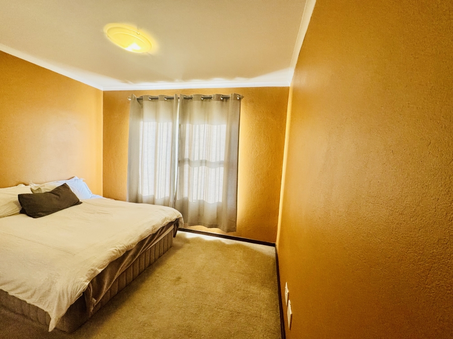 2 Bedroom Property for Sale in Carlswald Gauteng