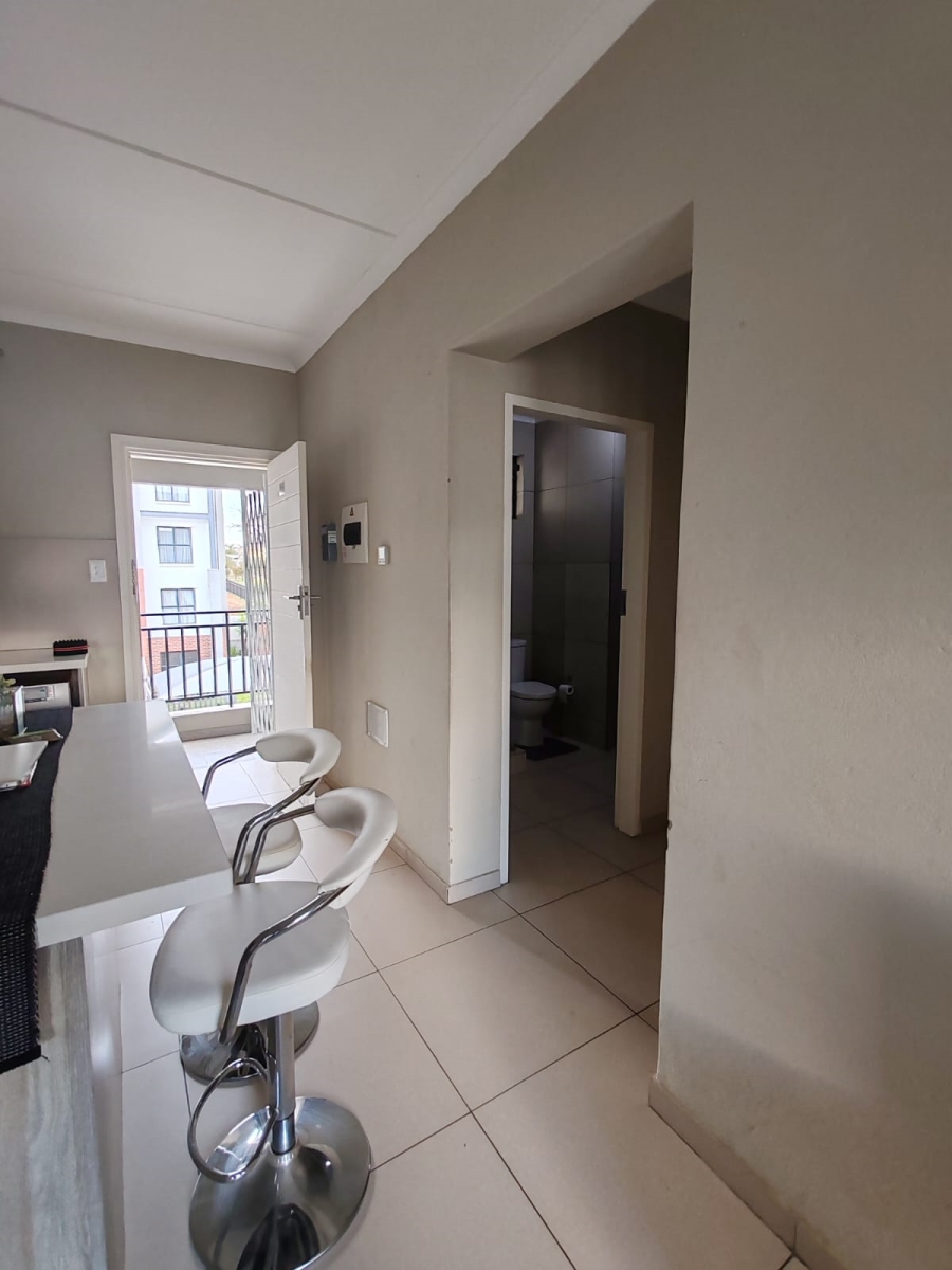 To Let 1 Bedroom Property for Rent in Erand Gardens Gauteng