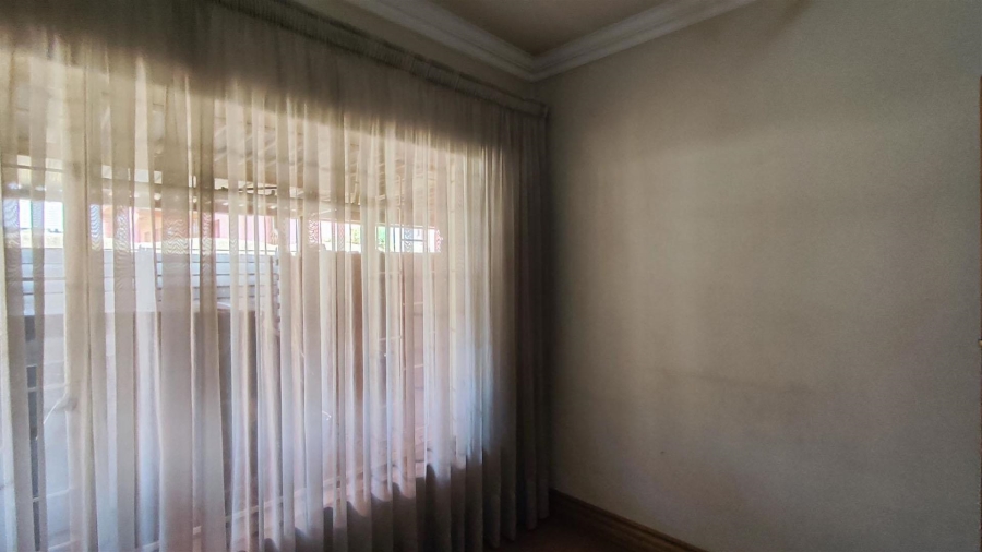 4 Bedroom Property for Sale in Norkem Park Gauteng