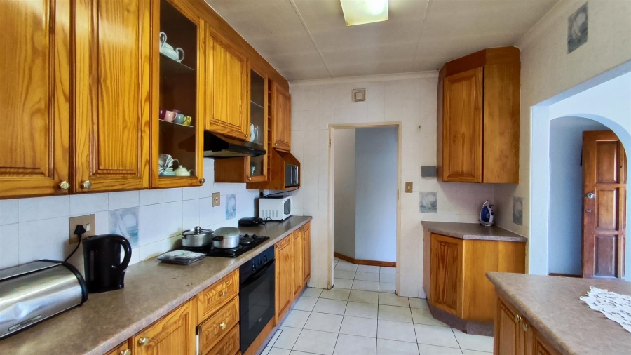 3 Bedroom Property for Sale in Birchleigh North Gauteng