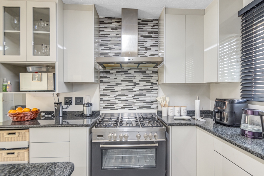 3 Bedroom Property for Sale in Kyalami Hills Gauteng