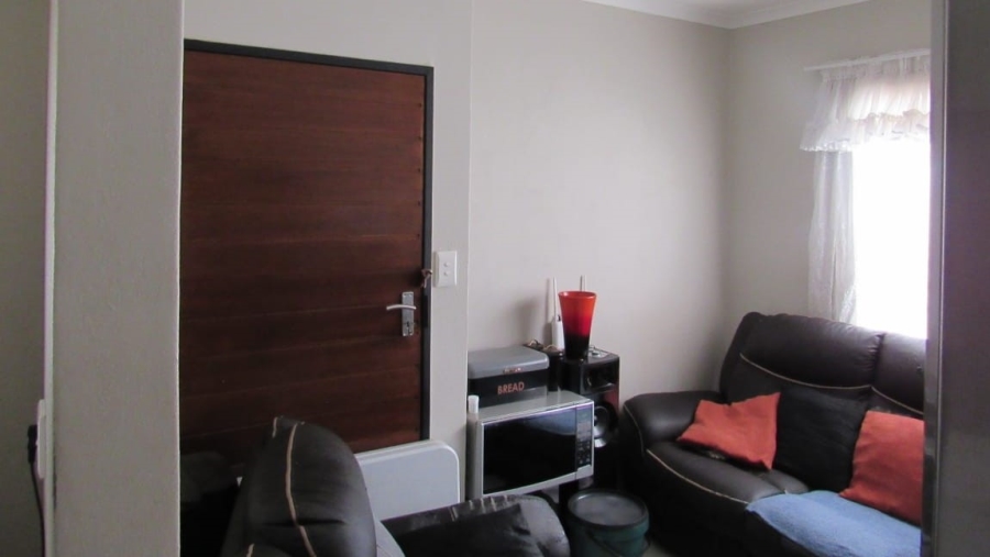 2 Bedroom Property for Sale in Vanderbijlpark CE 7 Gauteng