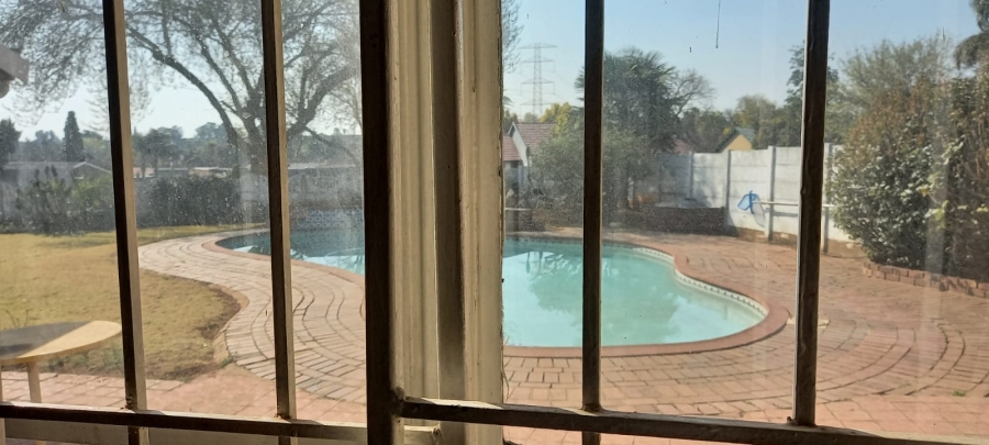 To Let 1 Bedroom Property for Rent in Highway Gardens Gauteng
