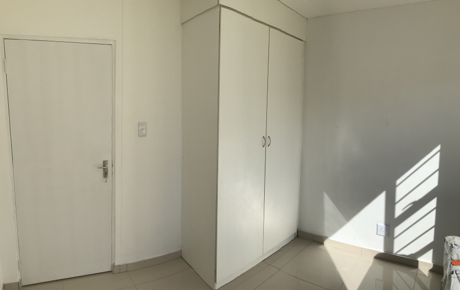 1 Bedroom Property for Sale in Parkrand Gauteng