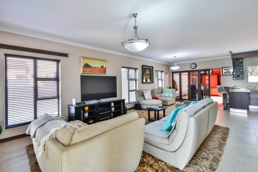 3 Bedroom Property for Sale in Olympus AH Gauteng