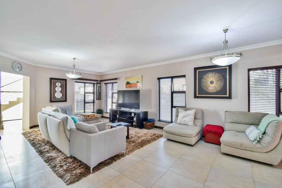 3 Bedroom Property for Sale in Olympus AH Gauteng