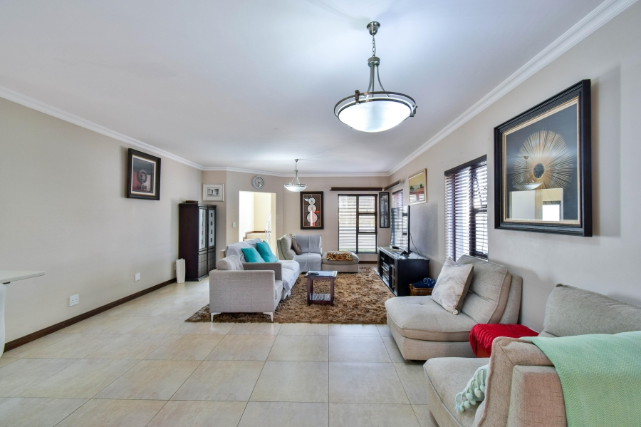 3 Bedroom Property for Sale in Olympus AH Gauteng