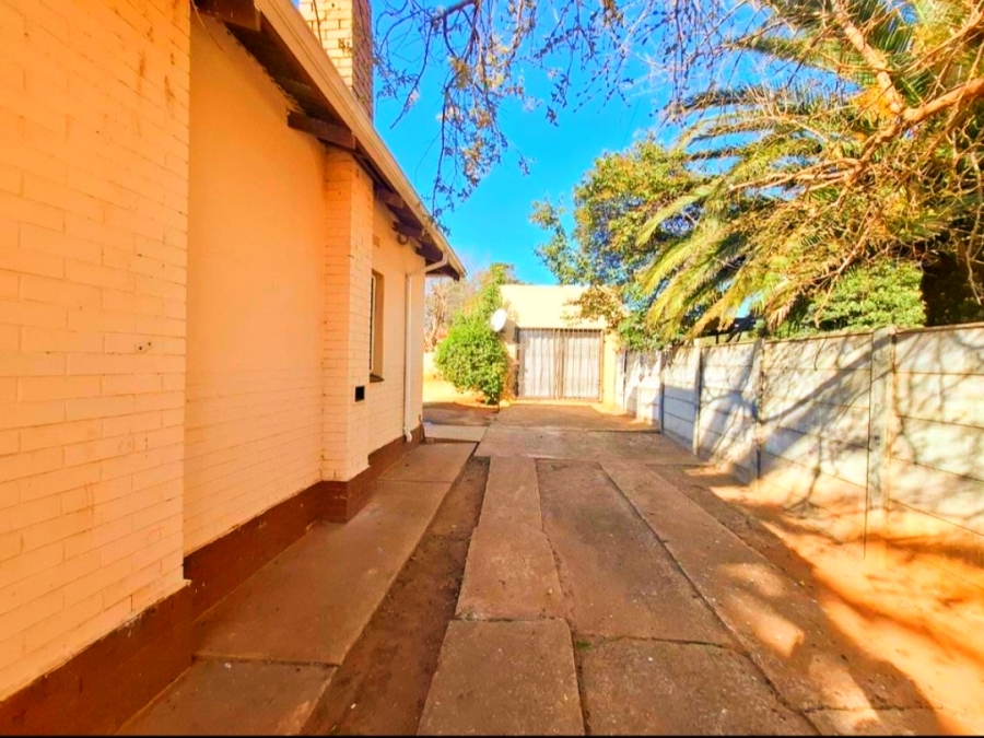 3 Bedroom Property for Sale in Westonaria Rural Gauteng