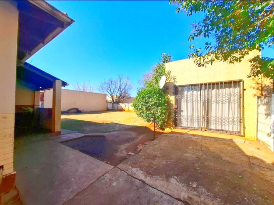 3 Bedroom Property for Sale in Westonaria Rural Gauteng