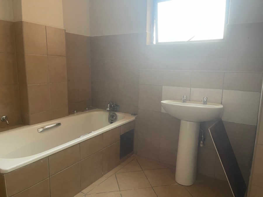 2 Bedroom Property for Sale in Sunnyside Gauteng