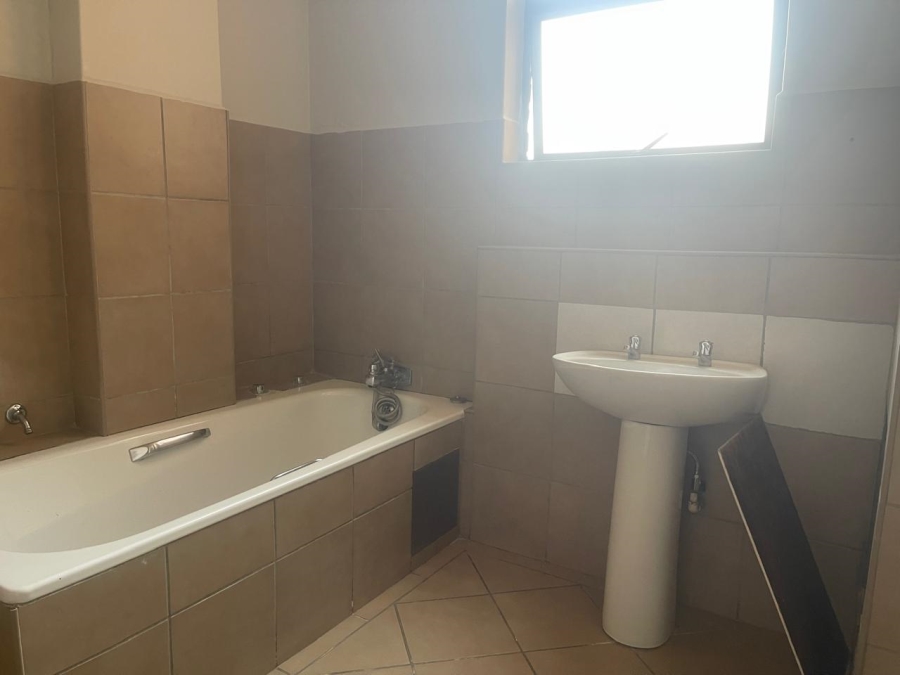 2 Bedroom Property for Sale in Sunnyside Gauteng