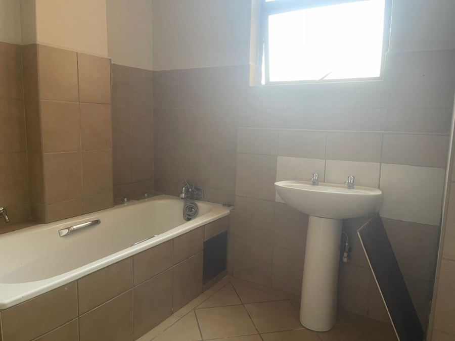 2 Bedroom Property for Sale in Sunnyside Gauteng