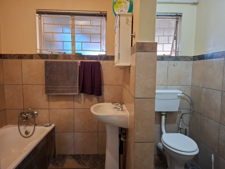 3 Bedroom Property for Sale in Mackenzie Park Gauteng