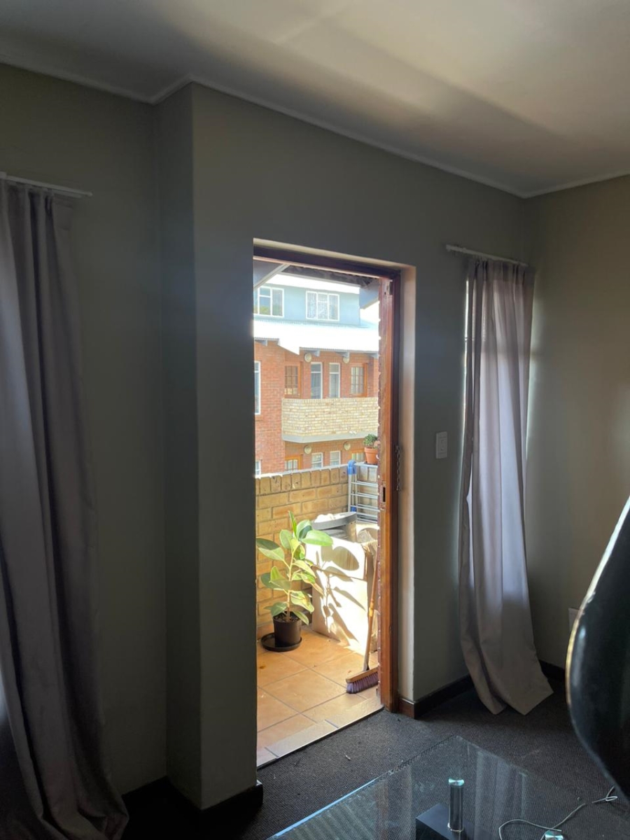 To Let 1 Bedroom Property for Rent in Auckland Park Gauteng