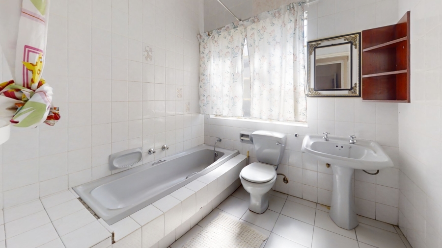 15 Bedroom Property for Sale in Parkhill Gardens Gauteng