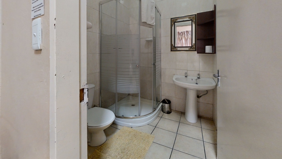 15 Bedroom Property for Sale in Parkhill Gardens Gauteng