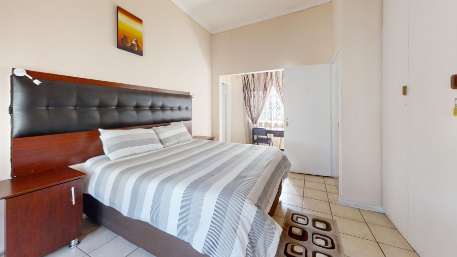 15 Bedroom Property for Sale in Parkhill Gardens Gauteng