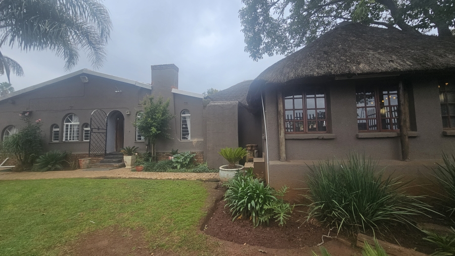 4 Bedroom Property for Sale in Dersley Gauteng