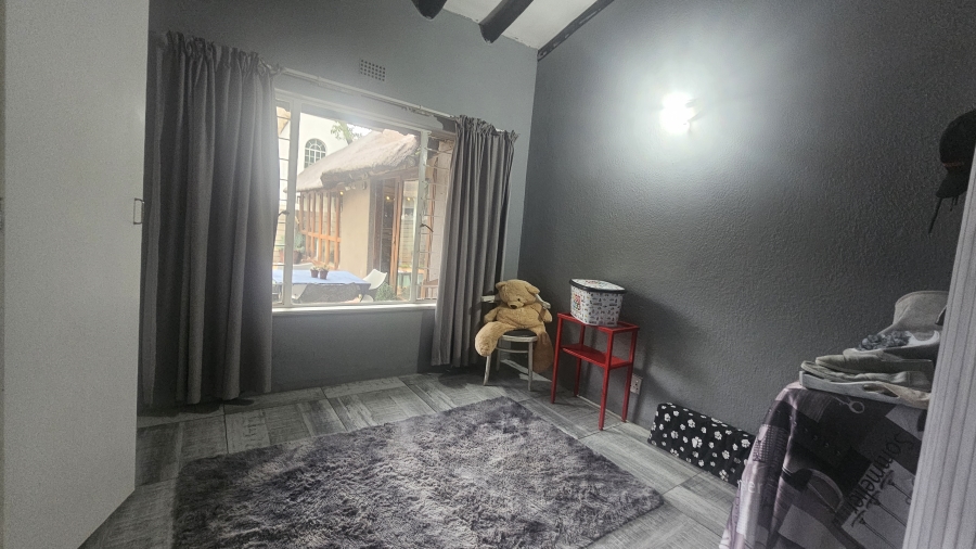 4 Bedroom Property for Sale in Dersley Gauteng