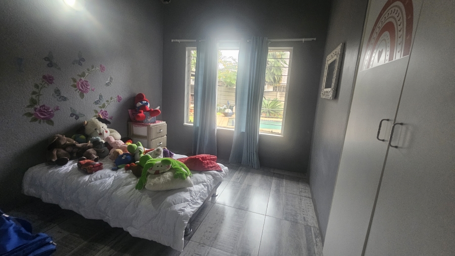 4 Bedroom Property for Sale in Dersley Gauteng