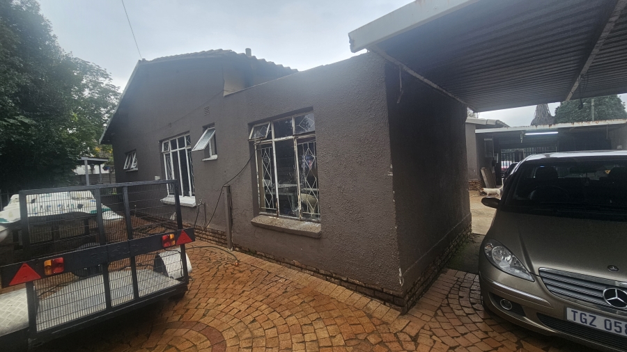4 Bedroom Property for Sale in Dersley Gauteng