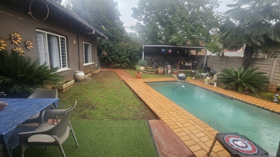 4 Bedroom Property for Sale in Dersley Gauteng