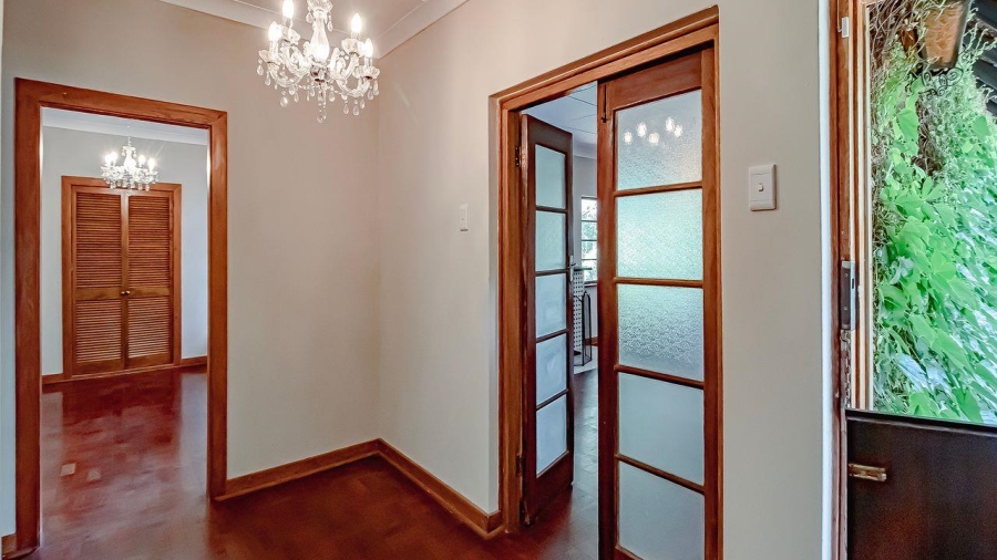 5 Bedroom Property for Sale in Colbyn Gauteng