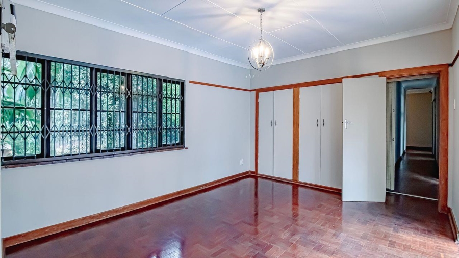 5 Bedroom Property for Sale in Colbyn Gauteng
