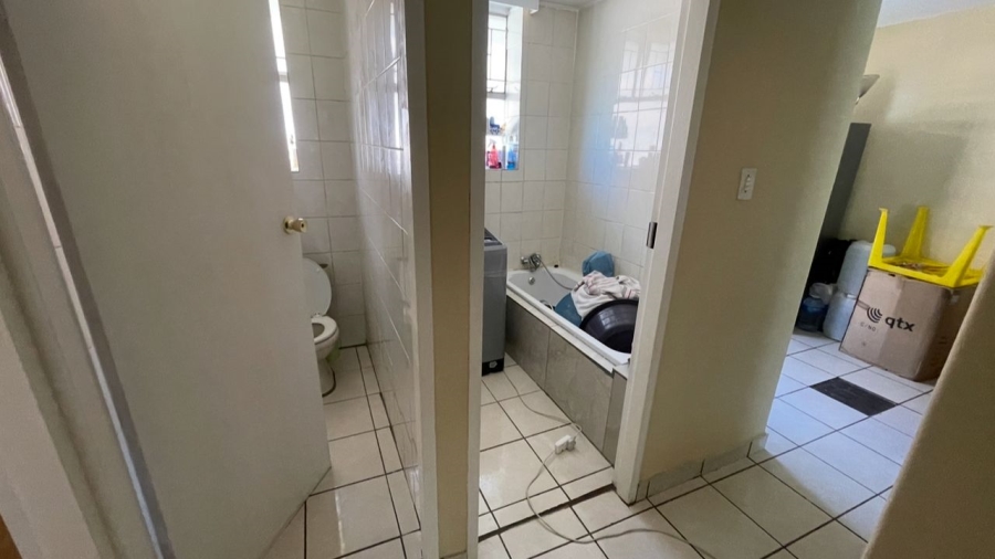 2 Bedroom Property for Sale in Muckleneuk Gauteng