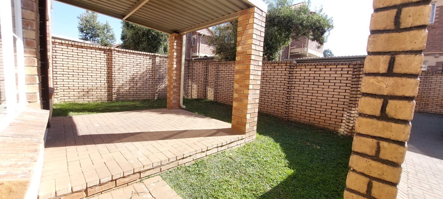3 Bedroom Property for Sale in Raslouw Gauteng