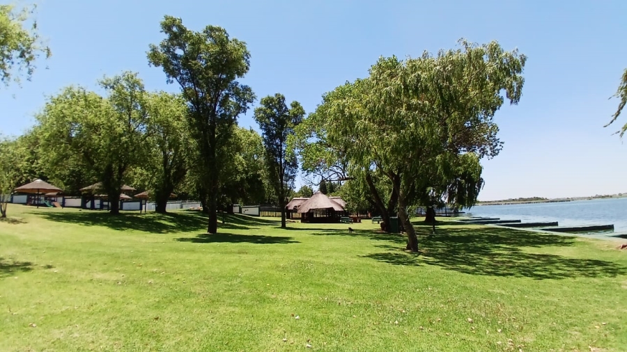 5 Bedroom Property for Sale in Vaalview Gauteng