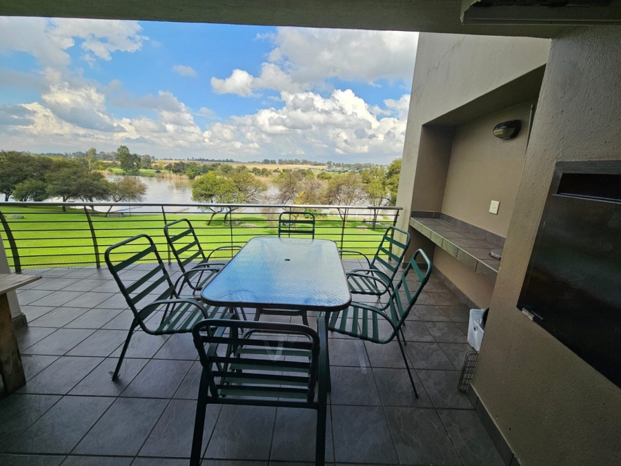 2 Bedroom Property for Sale in Vanderbijlpark SW 5 Gauteng