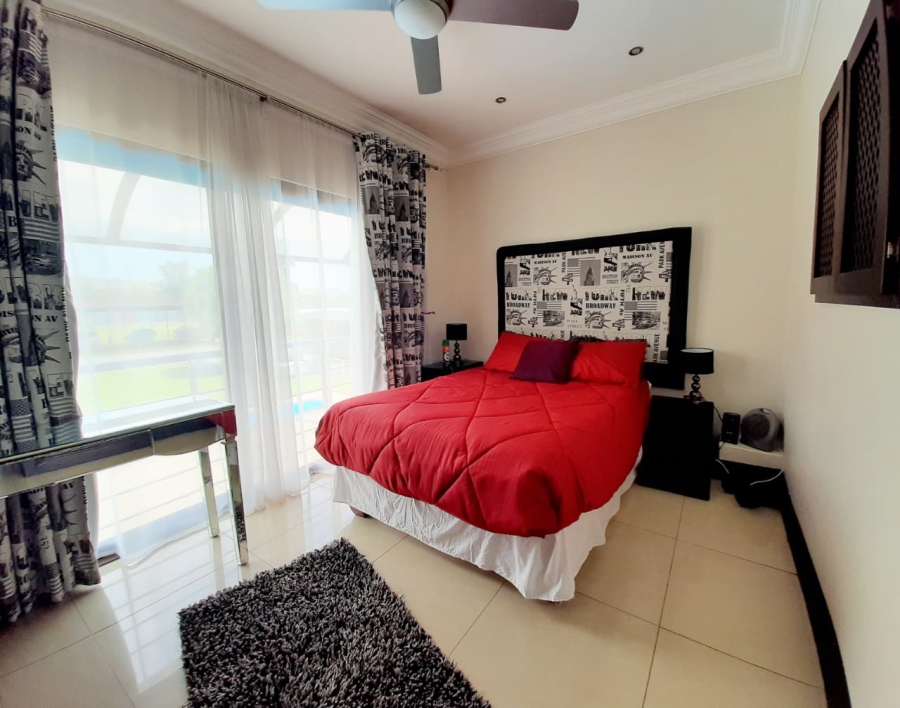 6 Bedroom Property for Sale in Lochvaal Gauteng